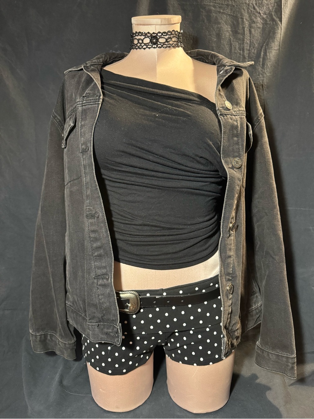 Vintage-Inspired Black Jean Jacket - Women's Black Jean Jacket